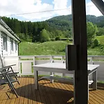Semesterbostad 5 Bedrooms, Large With View And Nature